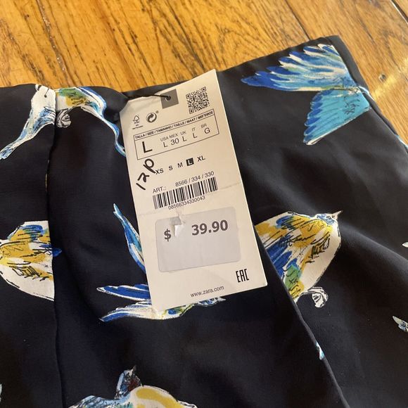 NWT Womans ZARA Tropical Print Shorts Baggy Parrot Size L - Picture 6 of 16